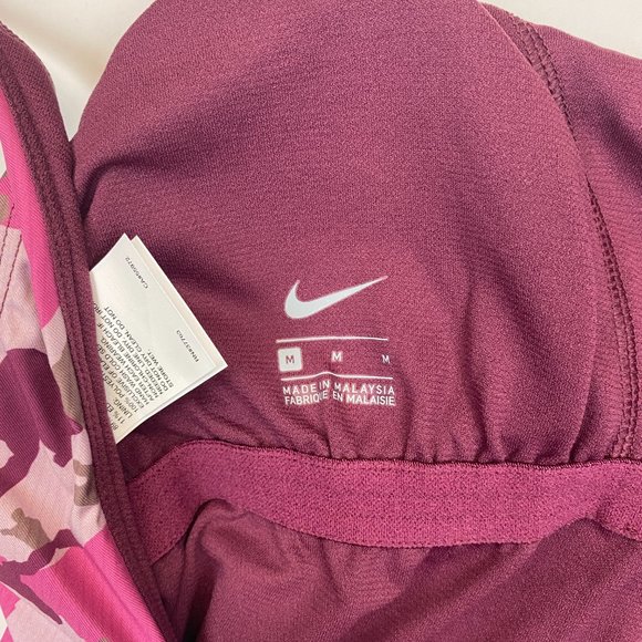 Women's Nike Camo U-Back One-Piece Swimsuit (NESSA326-622) Villain Red - M - Picture 4 of 6